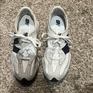 New Balance 327 Grey and Dark Blue Athletic Shoes